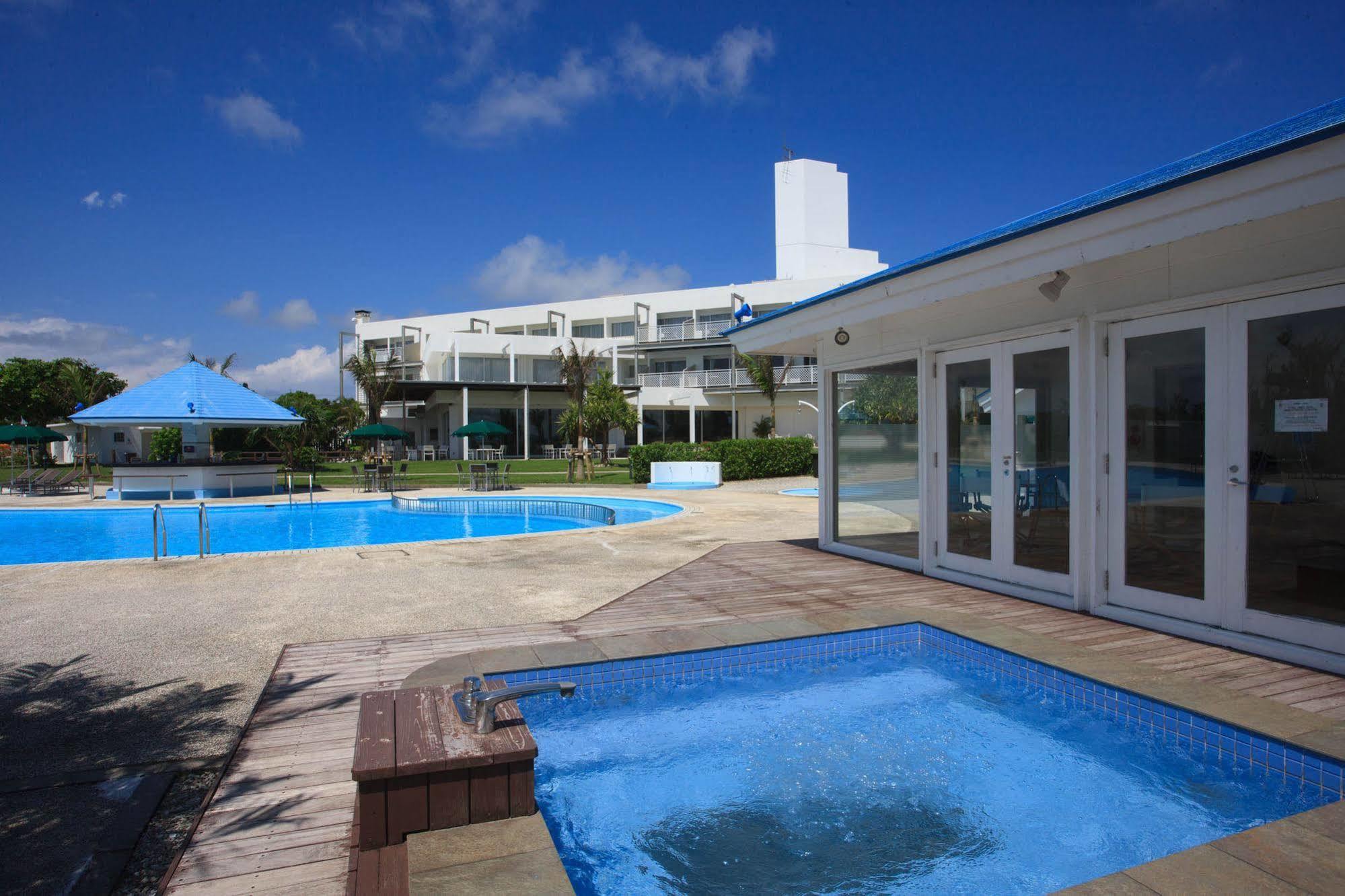 Ie Yyy Club Ie Resort מראה חיצוני תמונה
